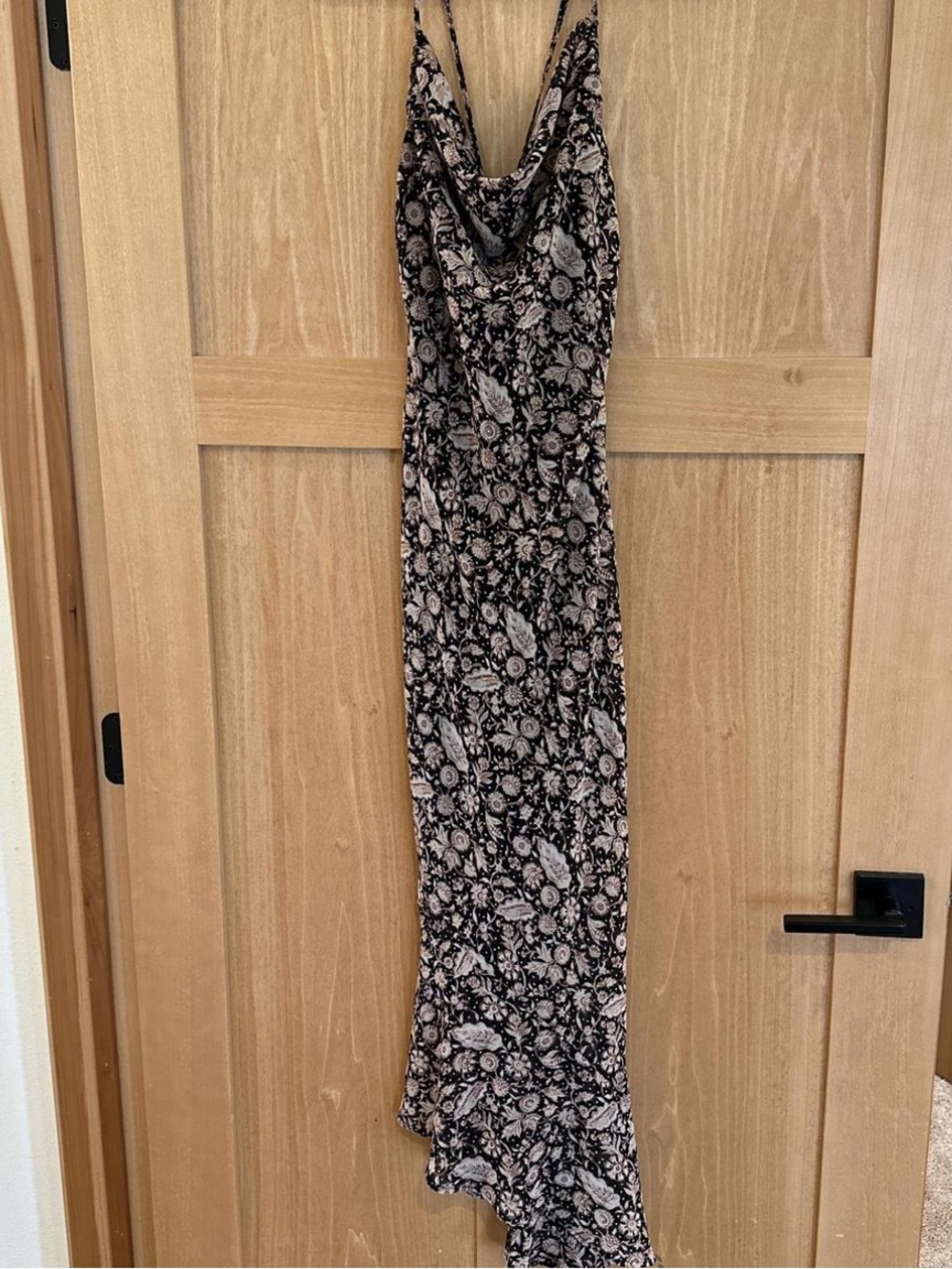 Forever 21 Black Paisley Floral Cowl Neck Maxi Dress